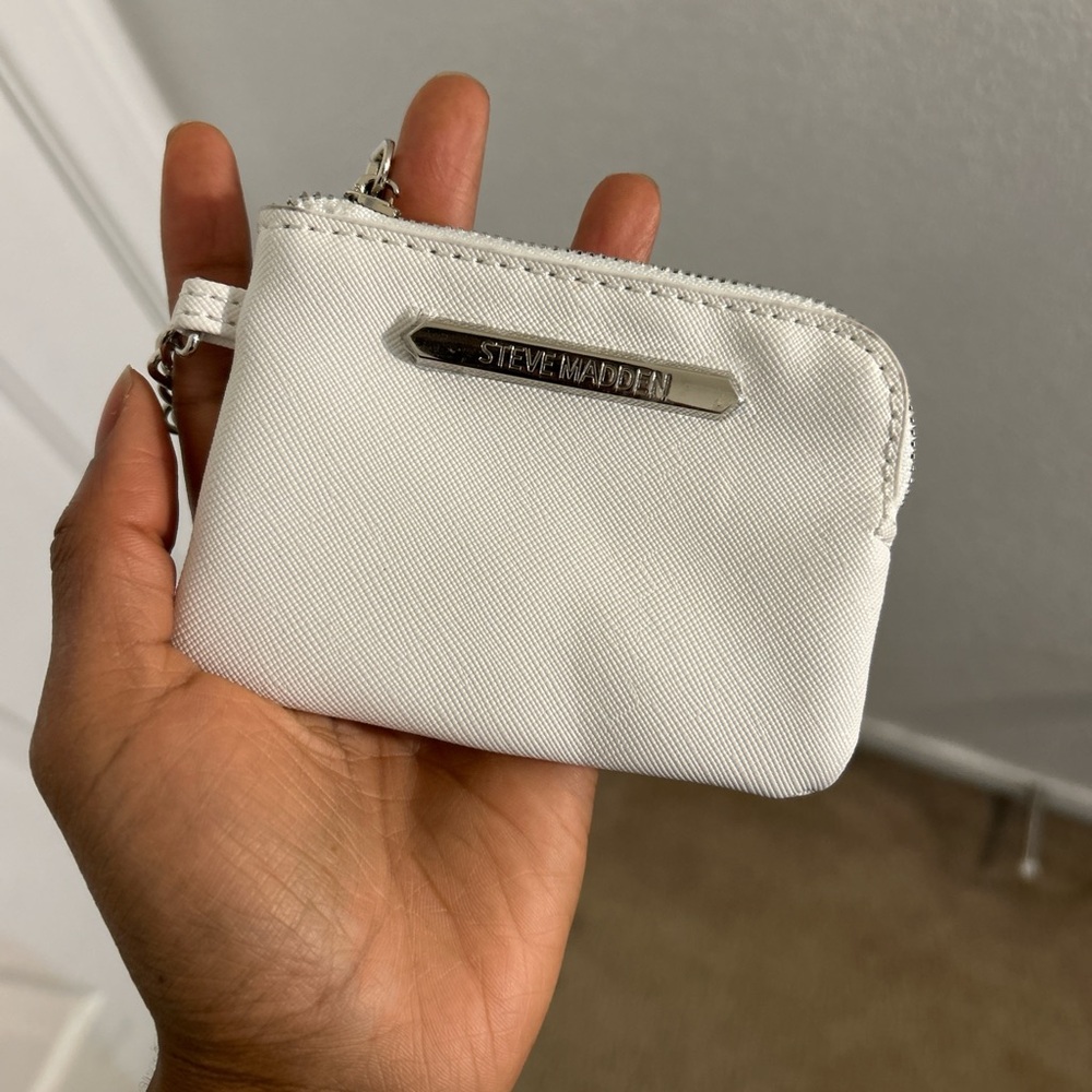 Steve Madden White Wallet Compact Minimalist Design